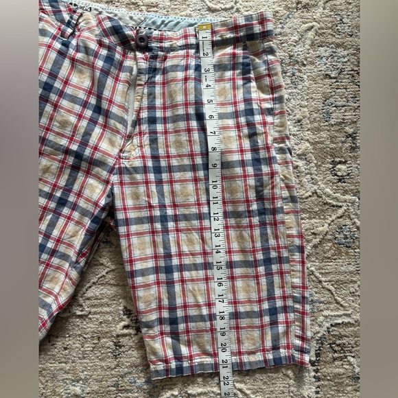 Volcom Red Blue Plaid Shorts Men 34 Y2k Street Skater Retro - Picture 7 of 8